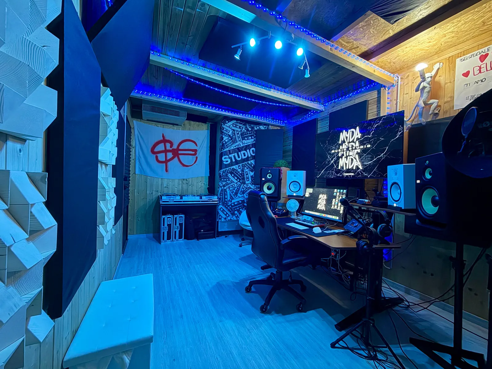 The MYDA recording studio in Avezzano, workstation